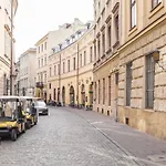 Main Market Square 21A Lux